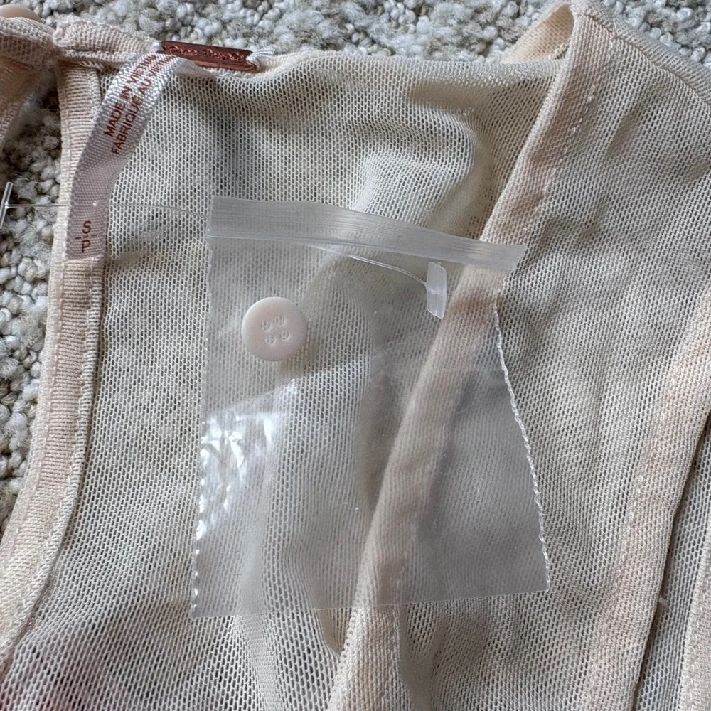 Free People NWOT Shimmy Bitsy Ditsy Floral  Mini Dress Sheer Mesh Ruffle Small‎